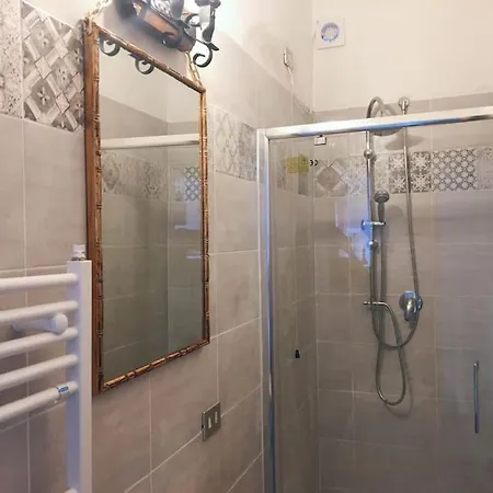 Apartament Liberty Lake Maggiore *
